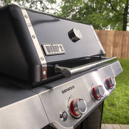 GENESIS E-315 Gas Grill