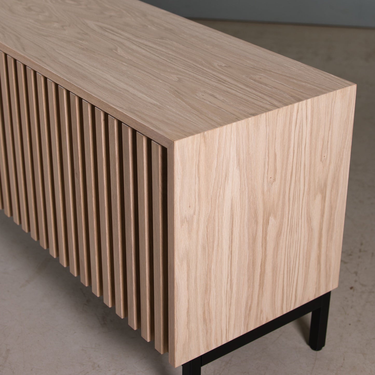 Fluted Oak Cabinet, Neutral