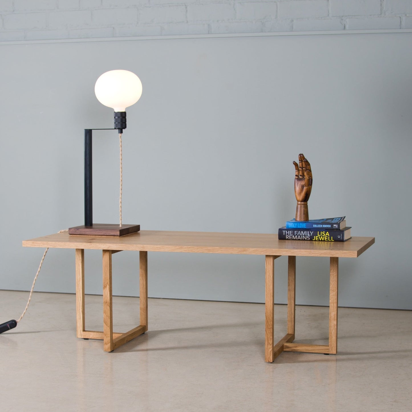 Oak Coffee Table, Essa